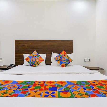 Fabhotel Kinsfolk Ghaziabad Exterior foto